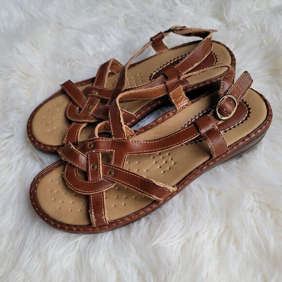 Emma Brooks Brown Sandals - Picture 2 of 4